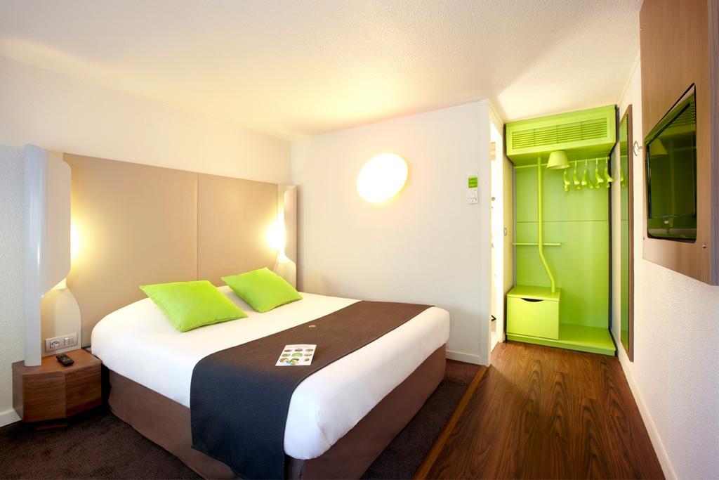 Campanile Hotel אוש מראה חיצוני תמונה