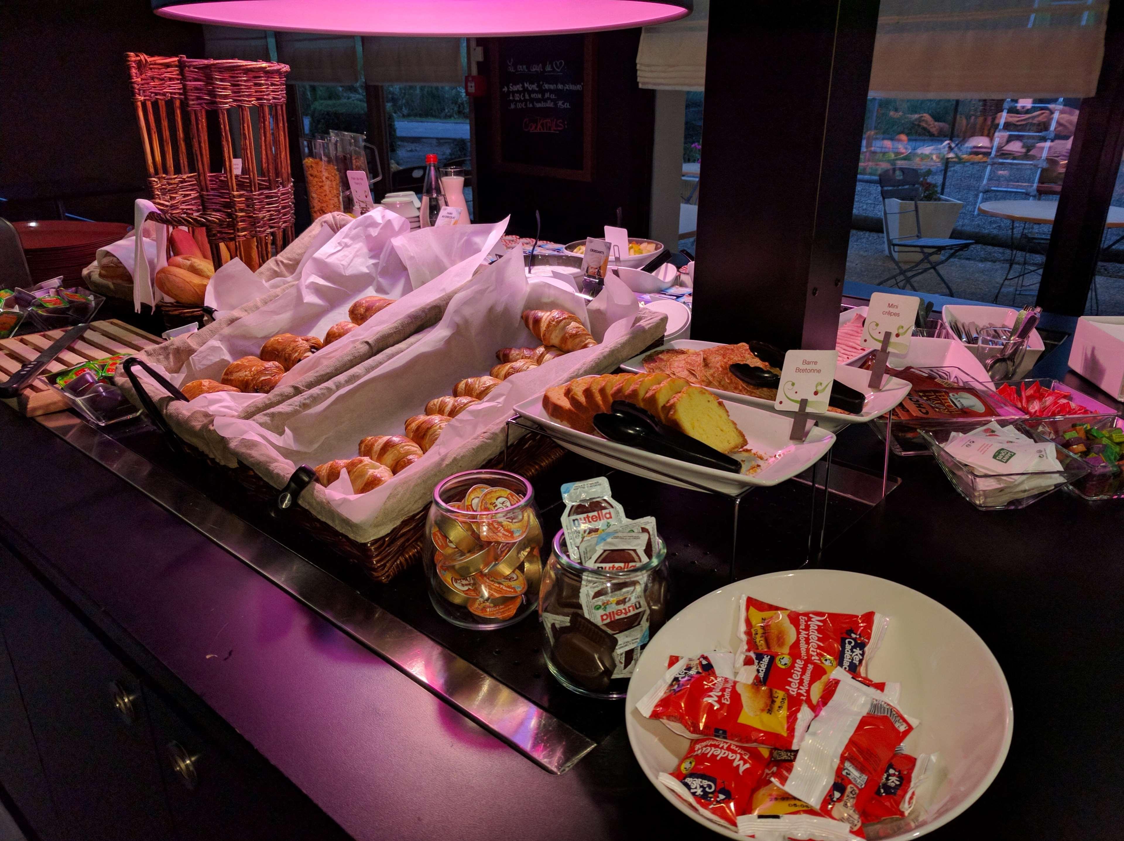 Campanile Hotel אוש מראה חיצוני תמונה