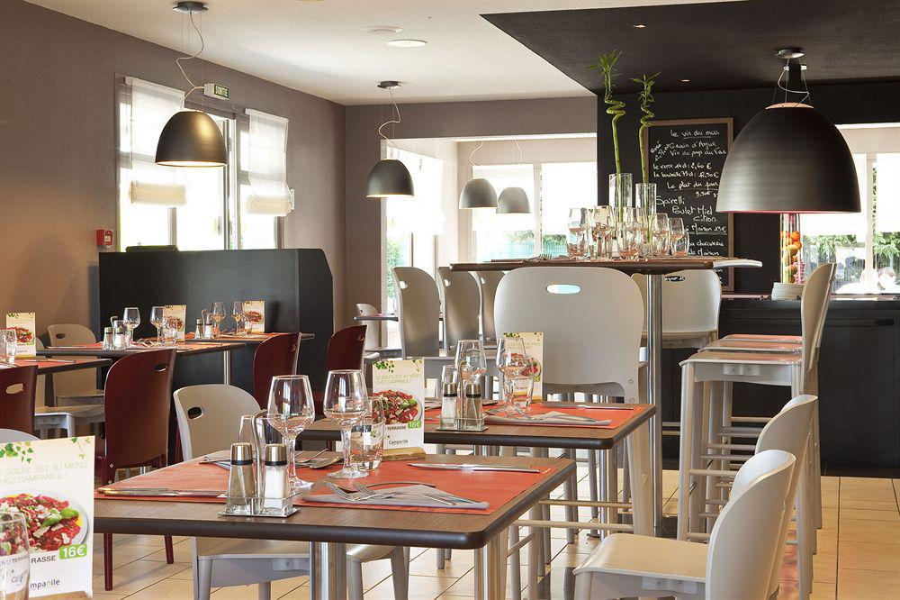Campanile Hotel אוש מראה חיצוני תמונה